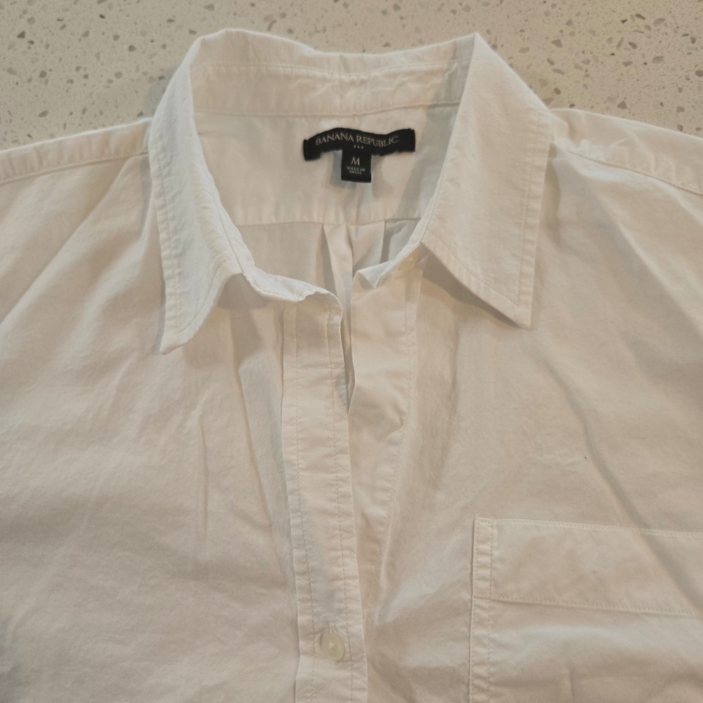 Banana Republic Shirt Womans Medium White 100% Cotton Button Down Pocket - Picture 6 of 9